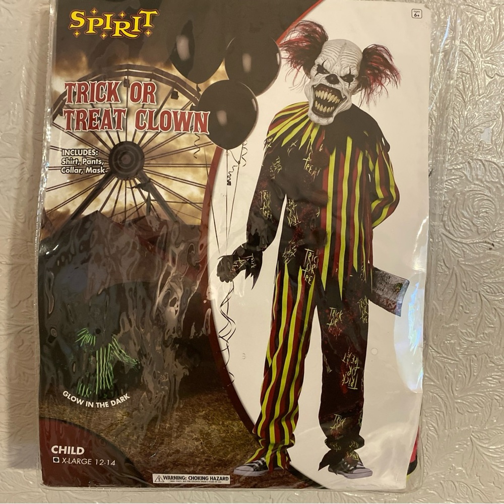 Spirit Trick or treat Clown Glow in the Dark Costume X-Large 12-14